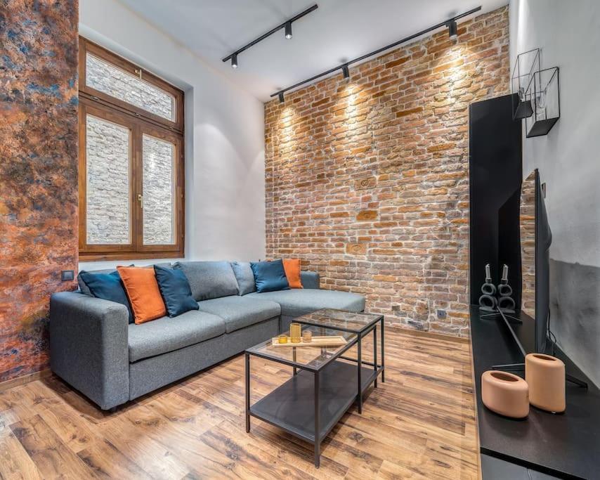 Apartment Style Grande *